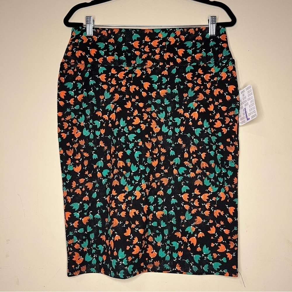LULAROE NWT Fall Printed Pencil Skirt